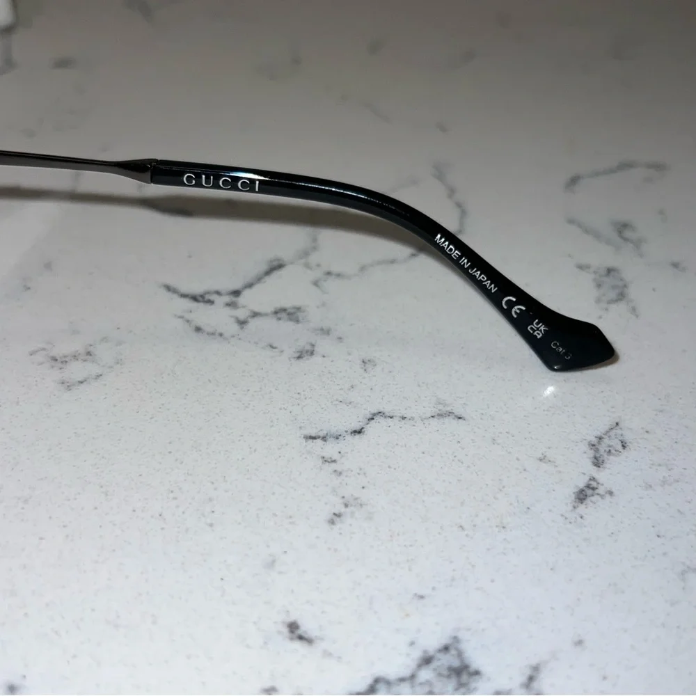 Gucci Aviator Sunglasses (Unisex) - Picture 11 of 12